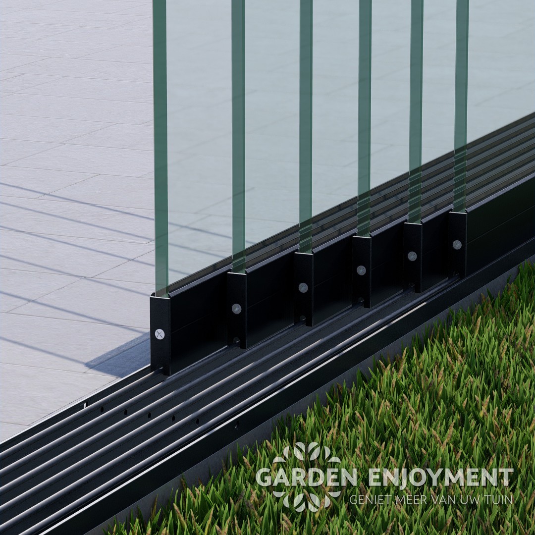 6 rail glazen schuifwand mat zwart RAL 9005M van 583 cm breed en een totale hoogte van 220 cm GE01